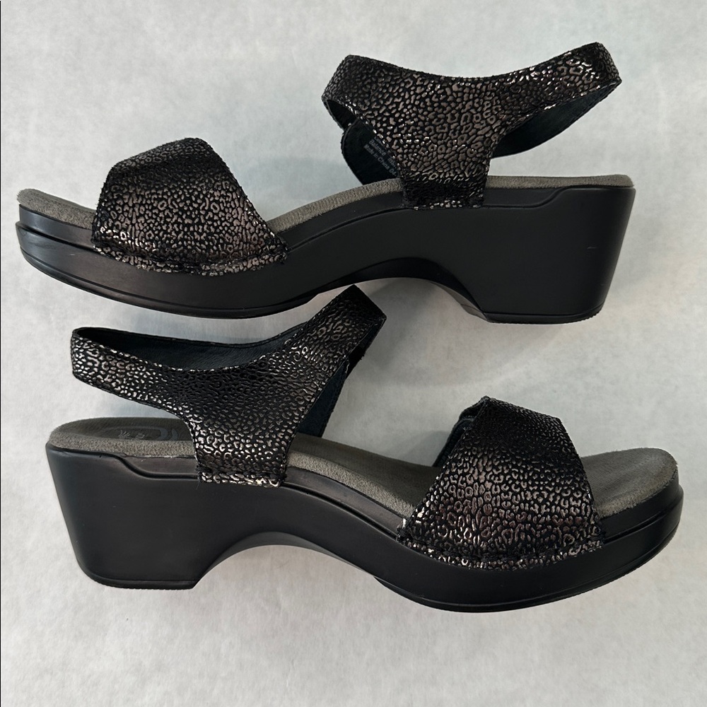 Dansko Sonnet Black Metallic Leather Sandals - Picture 5 of 8
